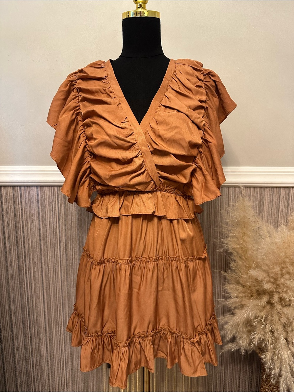 Glam NWT Ruffle Tiered Mini Dress Rust‎ Copper Flutter Sleeve Boho Size Medium